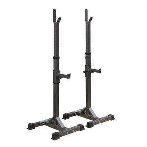 Free standing clearance squat stand